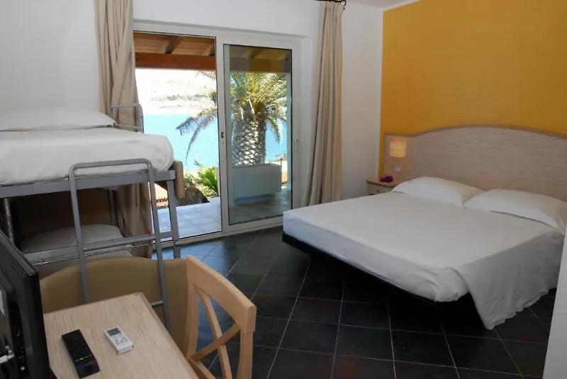 Castelsardo Resort Village 4*,